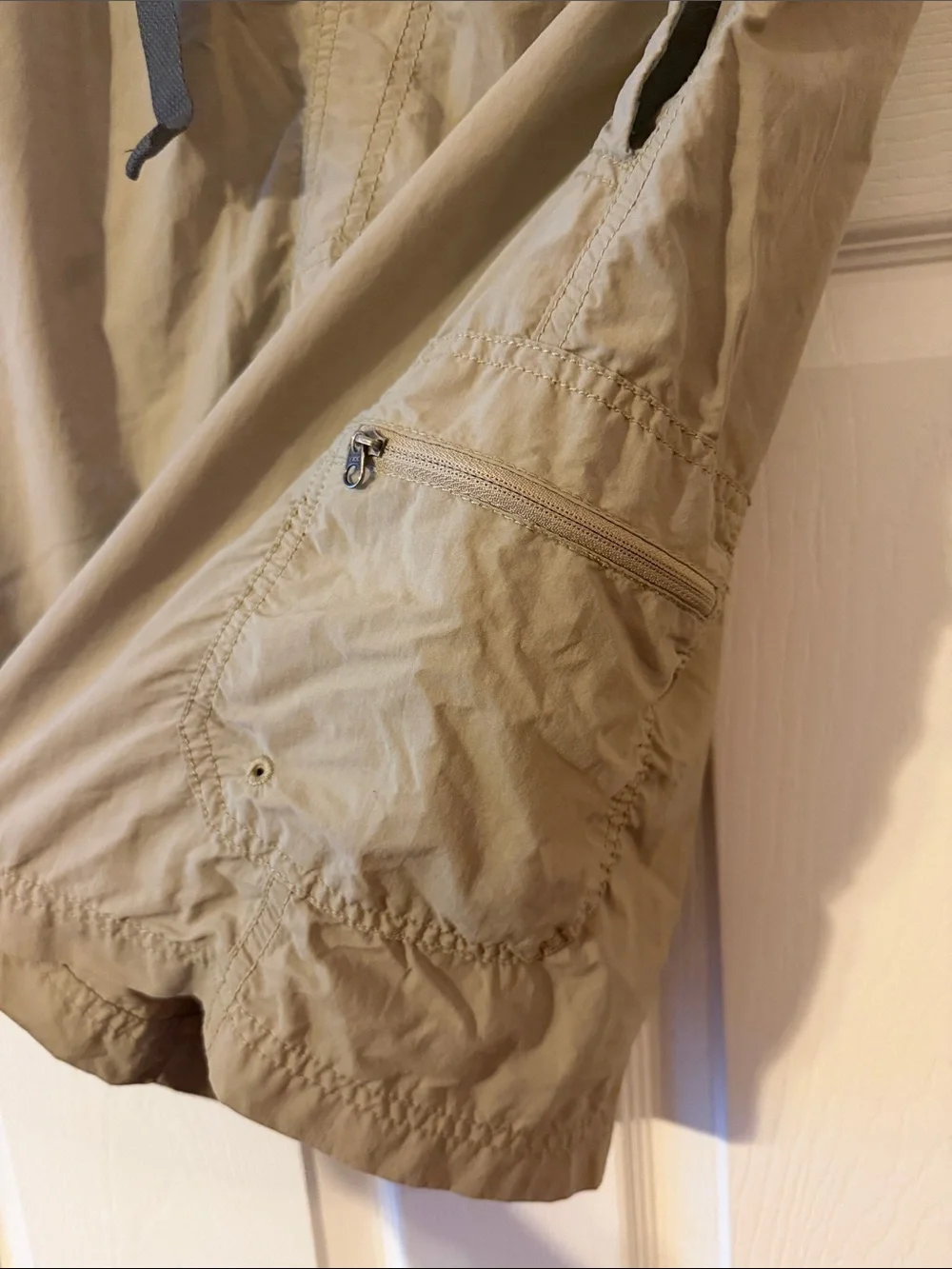 Columbia Men's Tan Hybrid Quick-Dry Cargo Shorts